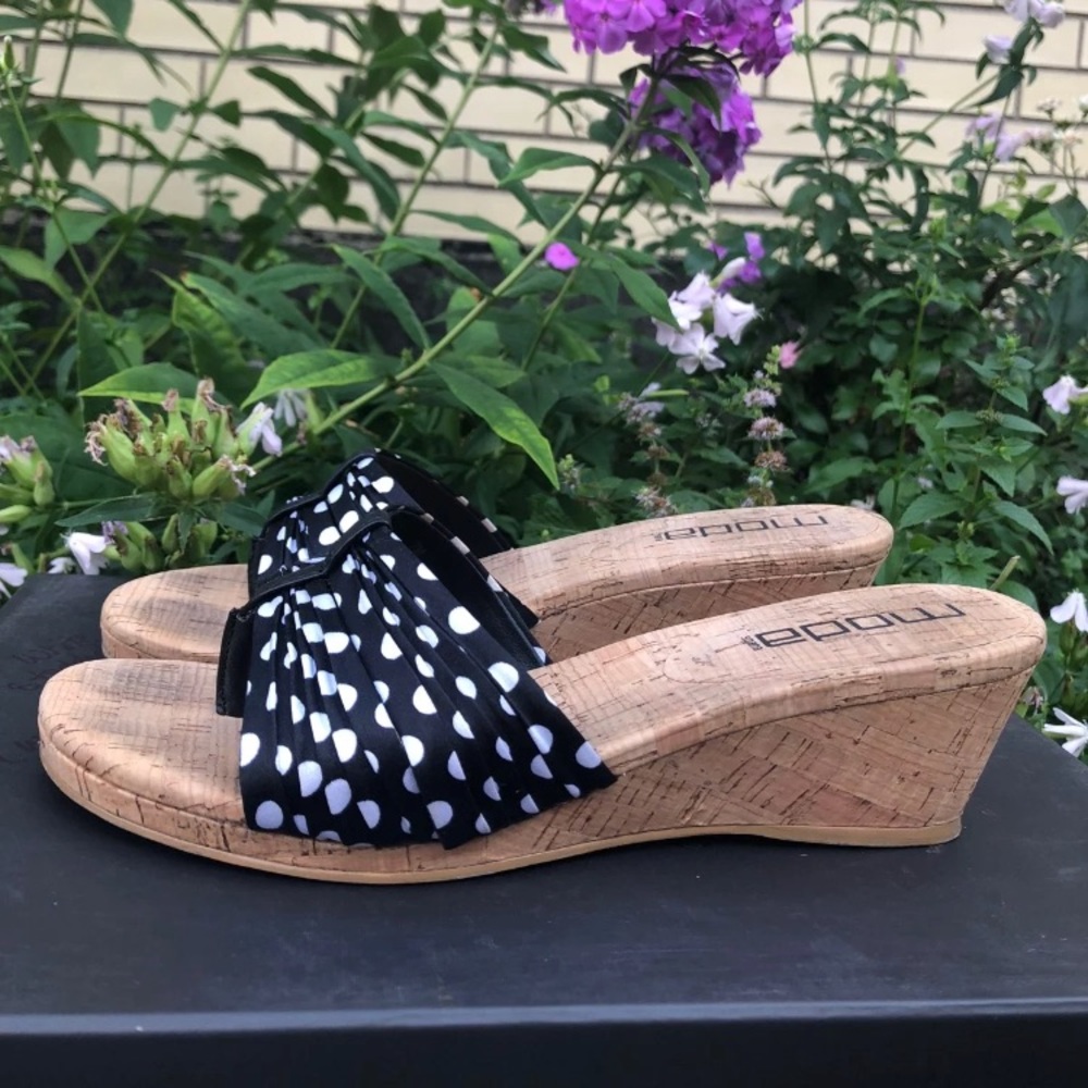 Polka Dot Wedges